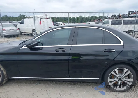 2020 Mercedes-Benz C 300 from USA, damaged, VIN WDDWF8DB1LR545004